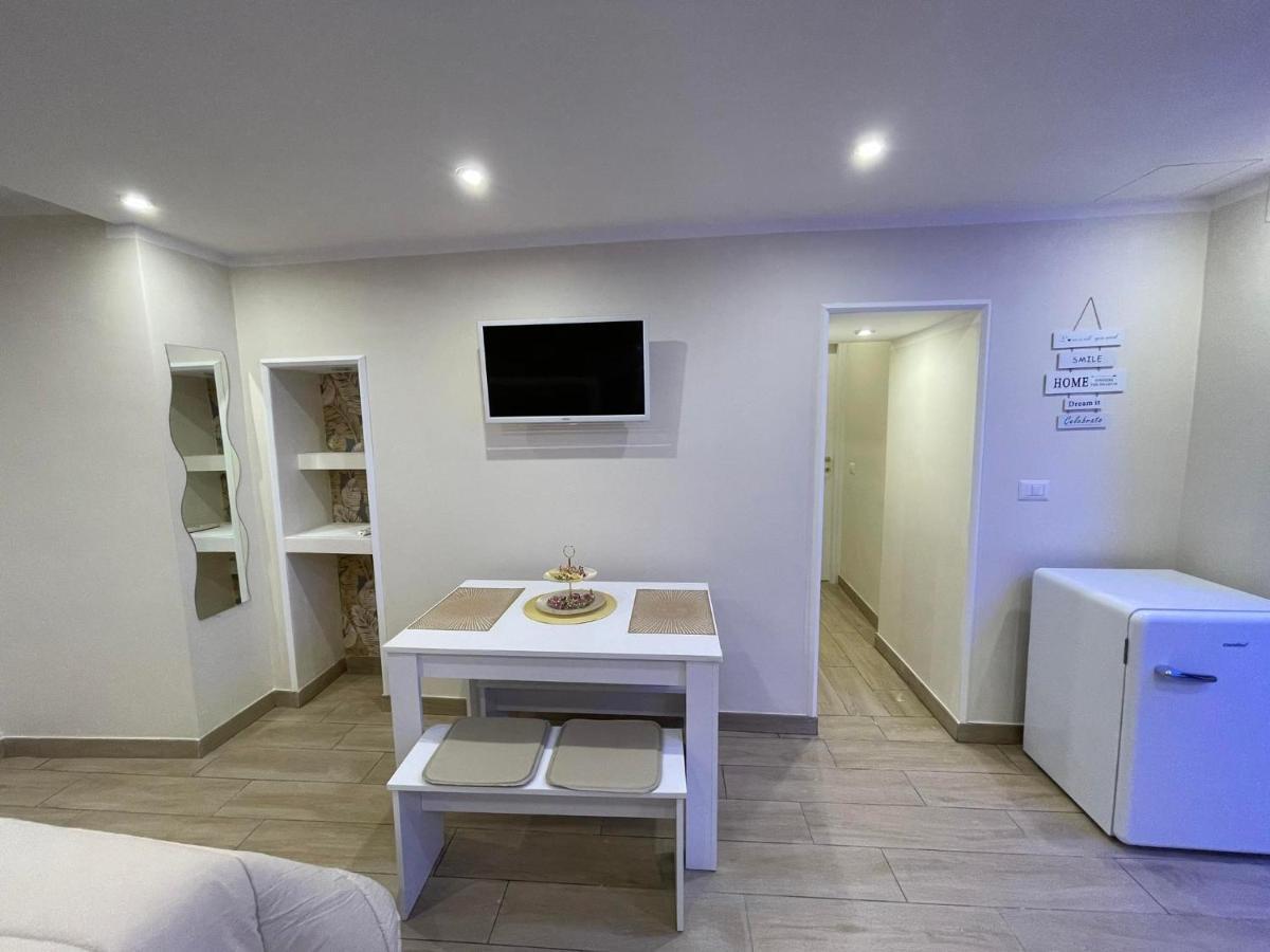 La Dimora Dei Sogni Sedil Capuano Home Suite Наполи Екстериор снимка