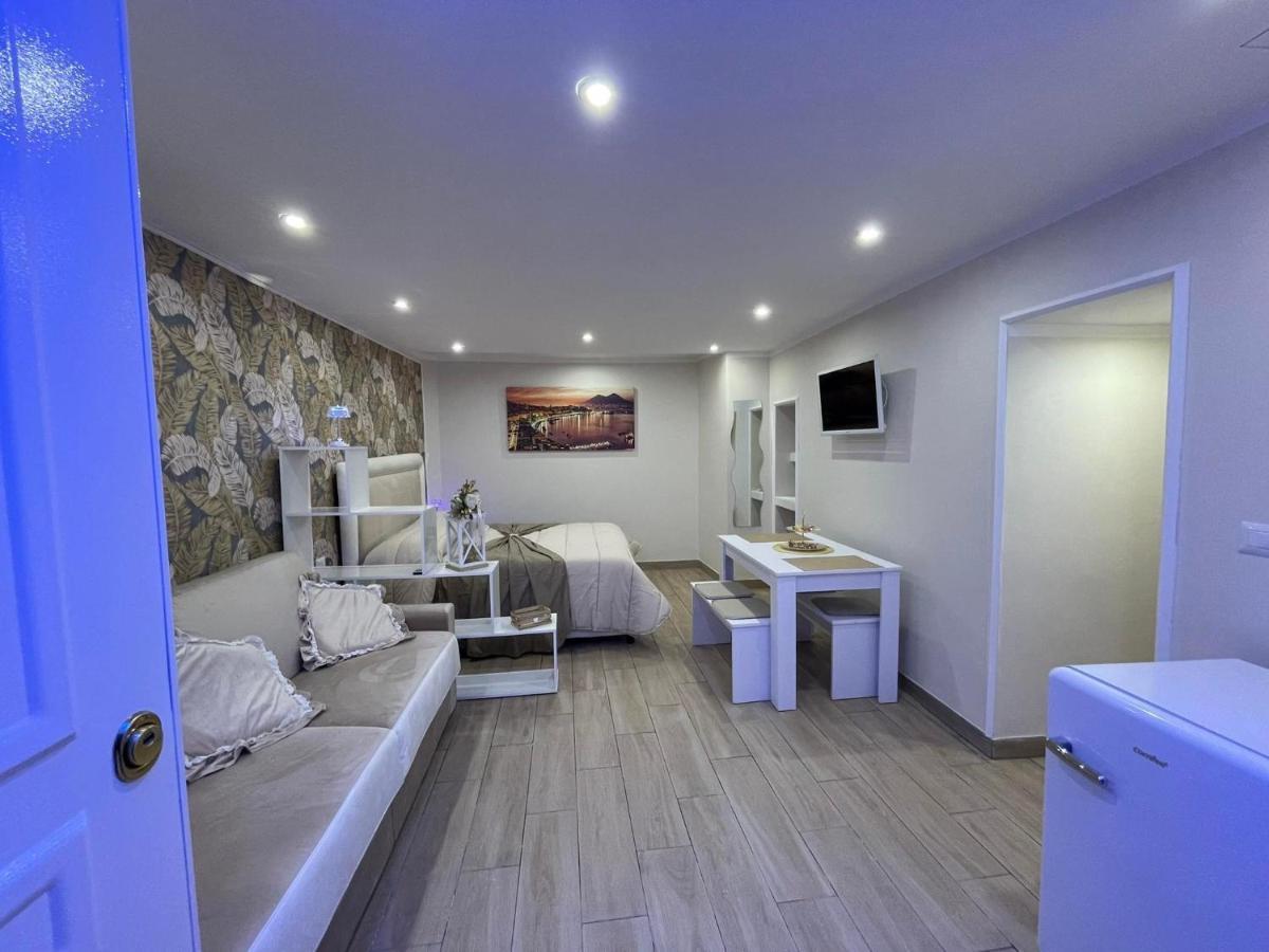 La Dimora Dei Sogni Sedil Capuano Home Suite Наполи Екстериор снимка