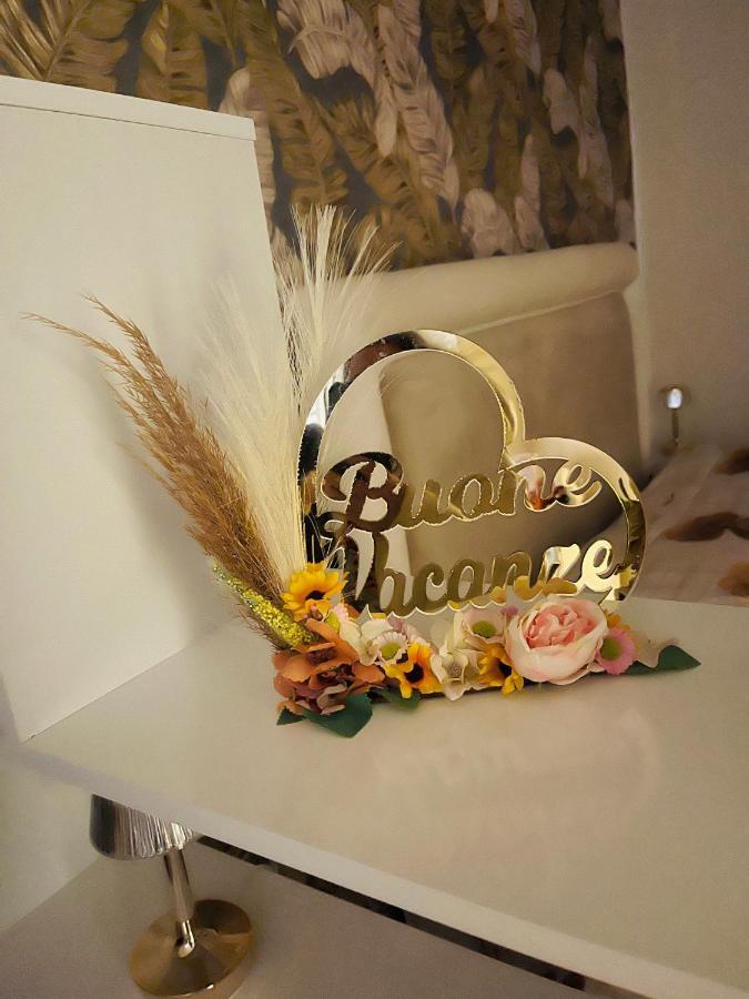 La Dimora Dei Sogni Sedil Capuano Home Suite Наполи Екстериор снимка
