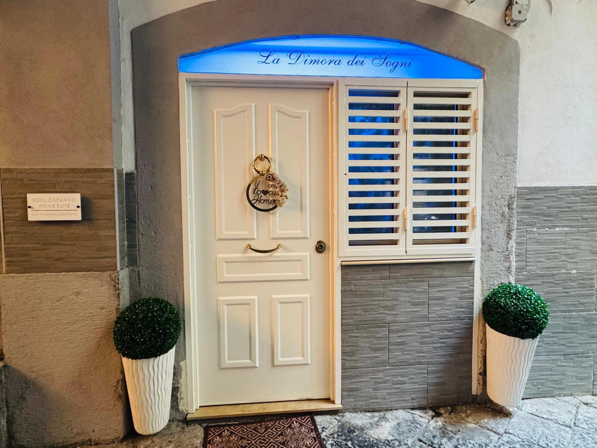 La Dimora Dei Sogni Sedil Capuano Home Suite Наполи Екстериор снимка
